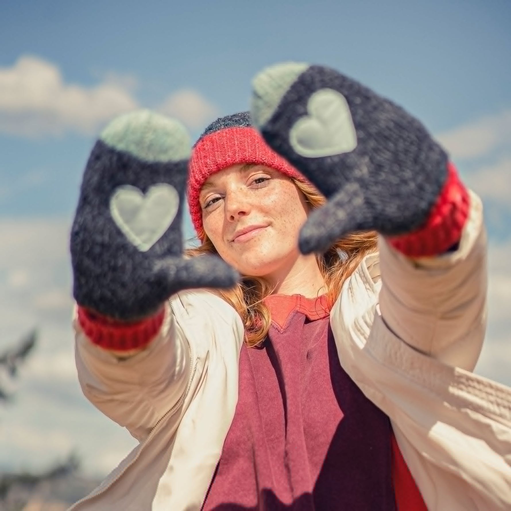 Minzy Mitten Gloves, Mittens & Wristlets Pistil Designs